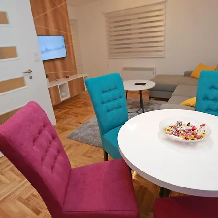 Apartment Apartman Una Pale